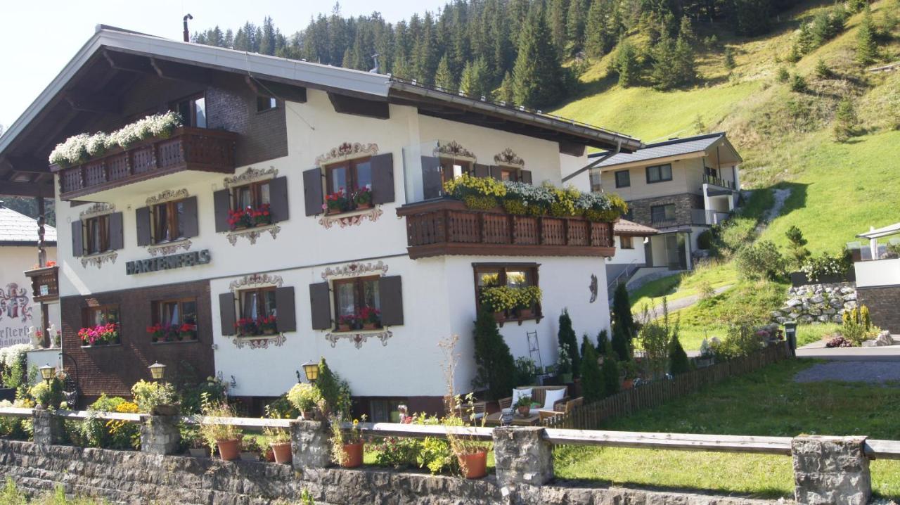 Hartenfels Bed & Breakfast